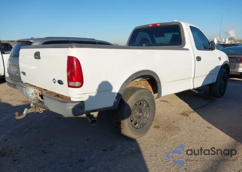 2001 Ford F-150 Xl/Xlt из США, поврежденный, VIN 2FTPF18Z11CA63205